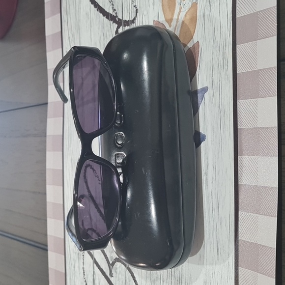 Gucci Accessories - COPY - ✨GUCCI GLASSES✨